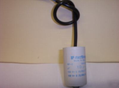 Motor run capacitor 10UF 400/450 volts with flying lead