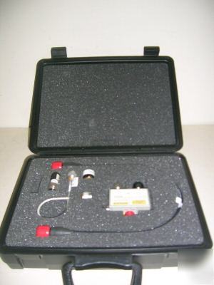 Hp 87512B transmission/reflection test kit