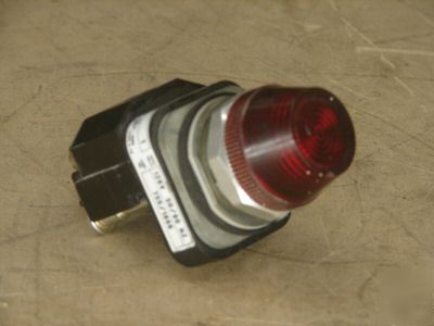 Allen bradley pilot light 800T-P16 red lense