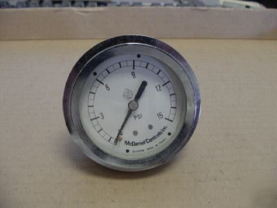 New mcdaniel controls pressure gauge 0-15 psi >