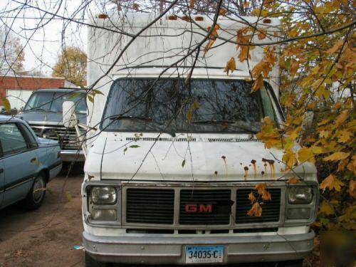  gmc 3500 vandura box truck -year 1987