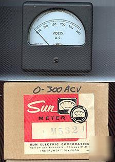 Sun model M532 square indicator 0-300 ac volts - nos