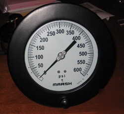 New marsh H6064 quality gauge 0-600 psi rear 1/4