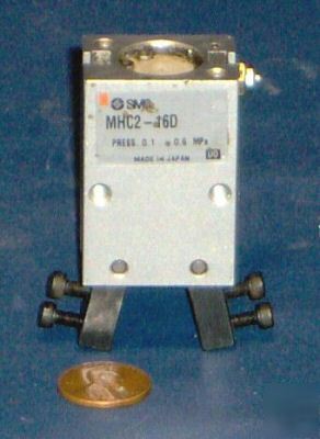 Smc angular gripper model MHC2-16D