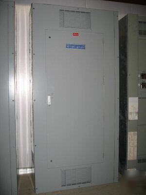 Westinghouse PRL4 breaker panelboard 800 amp lug PRL4B