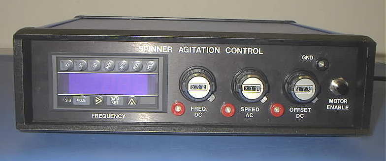 Integrated solution spinner agitation control
