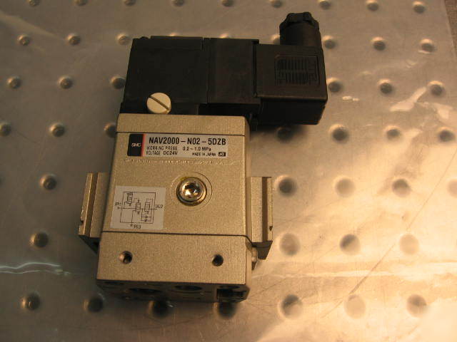 G33508 smc NAV2000-N02-5DZB solenoid valve