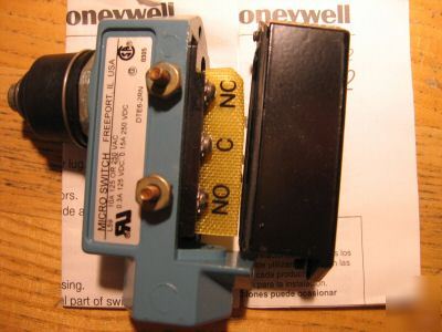 Honeywell DTE6-2RN limit switch *never used*