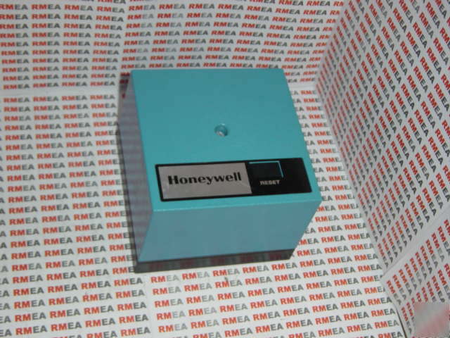 Honeywell R7795 a 1001 burner control 120V