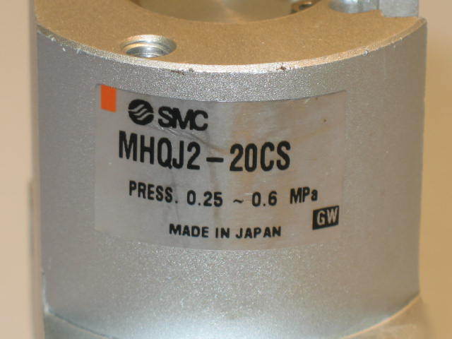 Smc pneumatic air parallel gripper MHQJ2-20CS