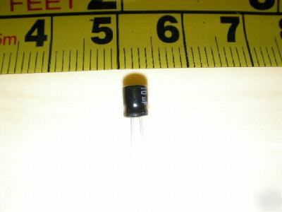 Electolytic 10UF 25V capacitor (100 pieces) 4MM x 5MM