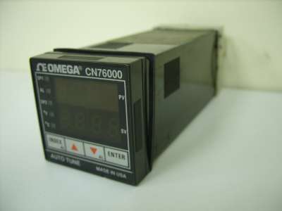 Omega CN76033 series CN76000 temperature controller