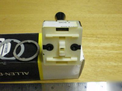 Allen bradley 4 way toggle switch 