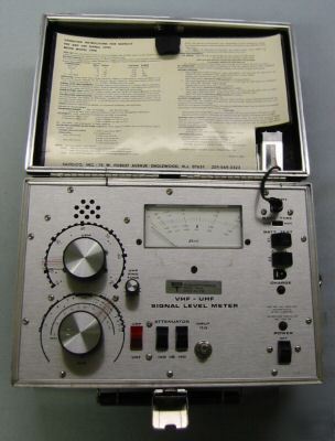 Sadelco 719D analog uhf vhf signal level meter cctv