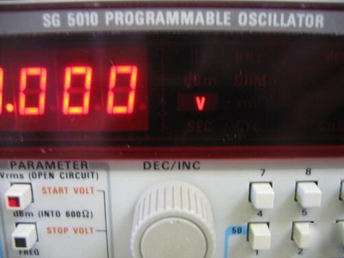 Tektronix SG5010 programmable low distortion oscillator