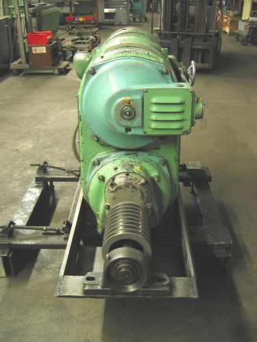 Us varidrive electric motor, 25 hp - 260 to 520 rpm.