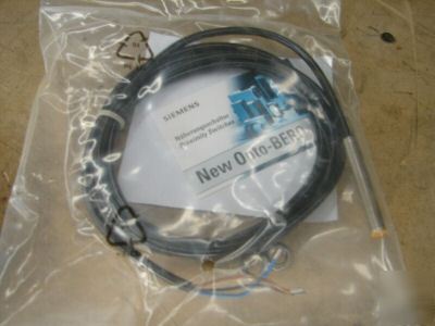 Siemens proximity switch 3RG4011-0AG00