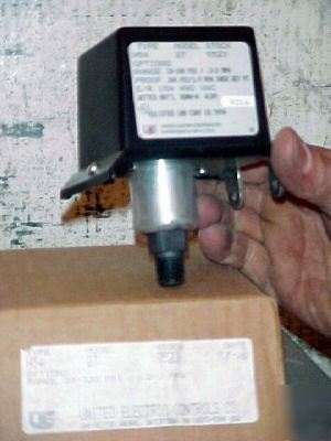 United electric pressure switch 30-300 psi
