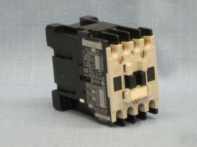 Allen-bradley ac contactor 100-A12ND3