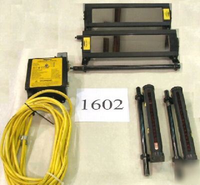 Banner mgcb-5A beam array machine guard system