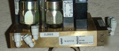 Burkert brass manifold 