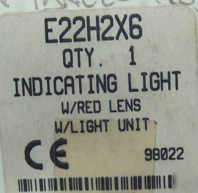 Cutler-hammer E22H2X6 red indicating light 120VAC 