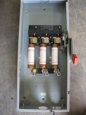 Ge disconnect TH3364R 200A 600V 3P fused N3R raintight