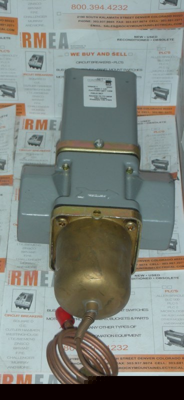 Johnson controls water regulating valve V46AE-1 penn