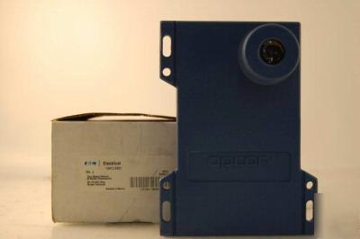 New 2 cutler-hammer 1241D-6501 detector thru-beam see