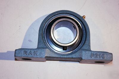 New power rite pillow block bearings- ucp-210-31- 