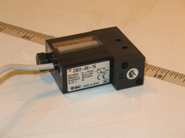 New smc compact vacuum switch ZSE2-0X-15