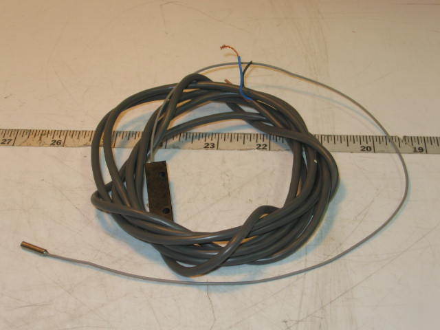 Omron inductive proximity sensor E2EC-CR5C1