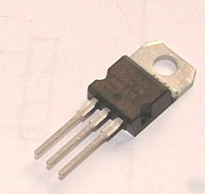 7805 1.5A voltage regulator ic pic avr microcontroller