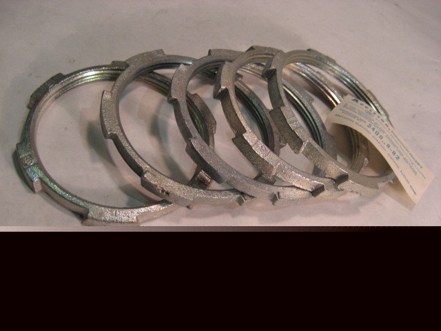 Appleton tiger-grip 4 inch locknuts BL400 lot of 16