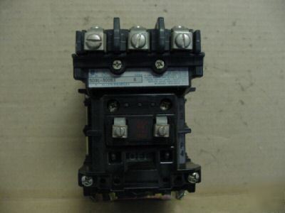 New allen bradley 500L-A0D93 ser. b ac contactor >