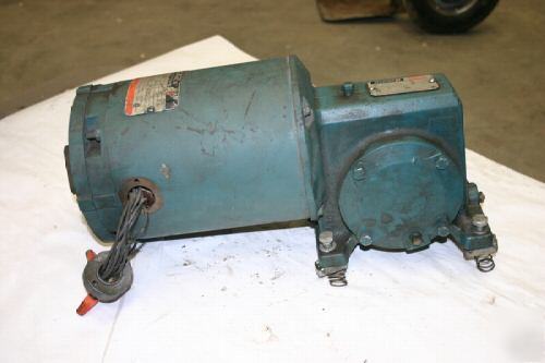 Reliance duty master a-c motor 3/4 hp. w/ xl gearmotor.