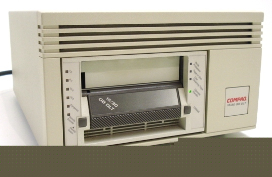 Compaq, 15-30 gb dlt external tape backup drive