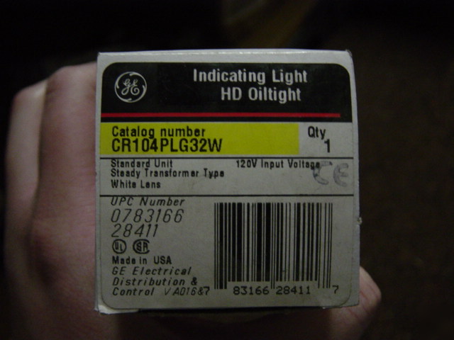 General electric CR104PLG32W white indicator light