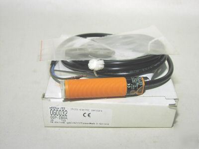 New efector OG0032 photoswitch ogp-dboa 0G0032 