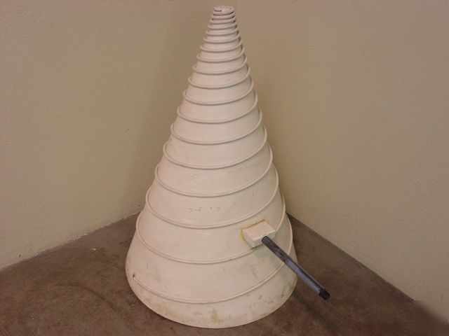 Tensor 4103 conical log-spiral microwave antenna