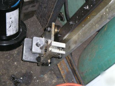 Dualvee linear slide rail + carriage wisecarver thomson