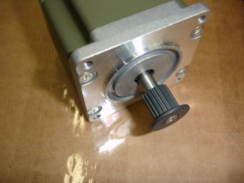 New lot of 4 japan servo nema 23 stepping motor 