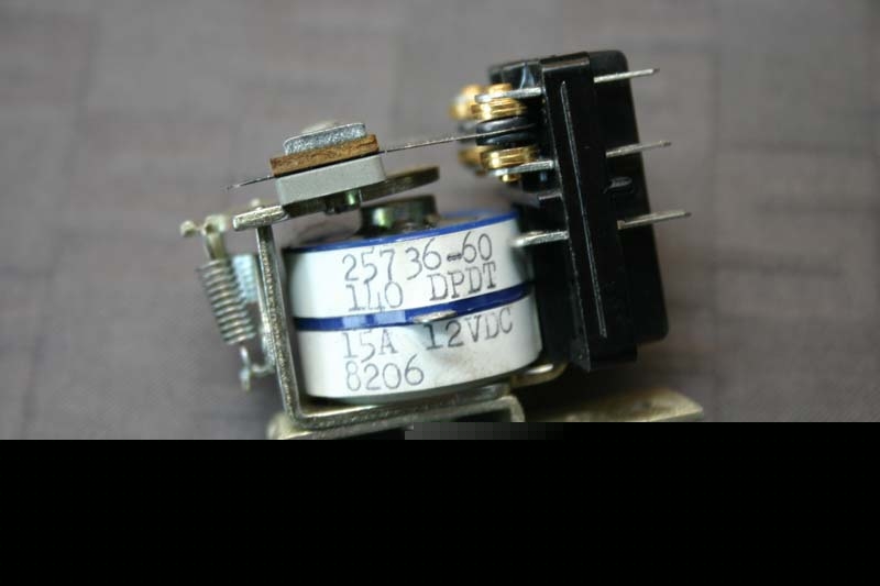 Deltrol controls 100RF series relay dpdt 12V 15A - nos