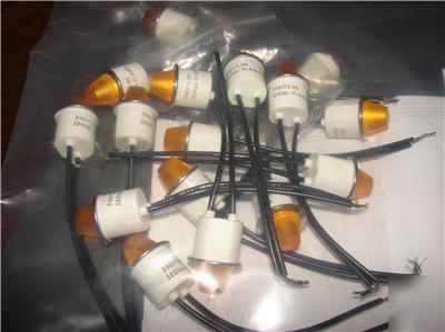 New chicago miniature lighting lot of 16 #2660T3-125V 