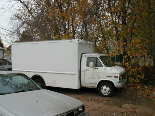  gmc 3500 vandura box truck -year 1987