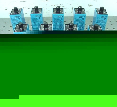 C37568 lot (10) idec rte-B21 electronic timers w/ bases