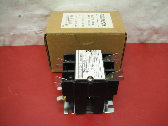 Arrow hart ACC220UM20 25/35 2 pole contactor 120V coil