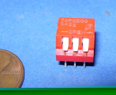 Dip switch 3 position 76PSB03 grayhill 2 pieces