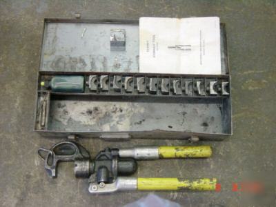 Kearney #WH2 hydraulic crimping tool in box burndy t&b 