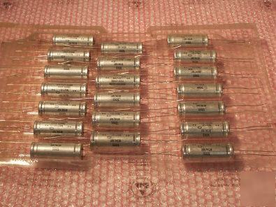 Lot of 20 M39018/07-0126M axial electrolytic capacitor